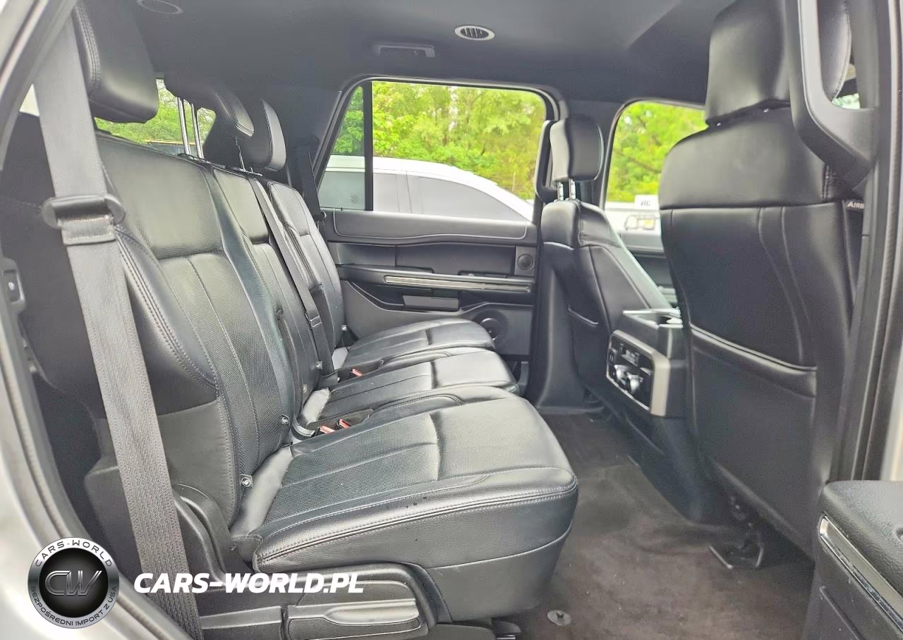 2018 Ford Expedition Xlt VIN:1FMJU1JT2JEA71689 - 11