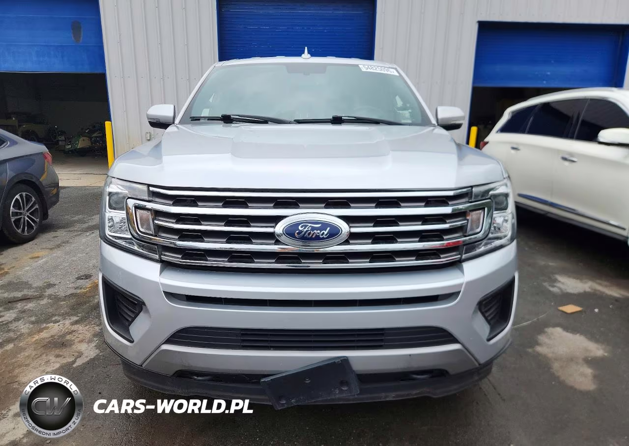 2018 Ford Expedition Xlt VIN:1FMJU1JT2JEA71689 - 5