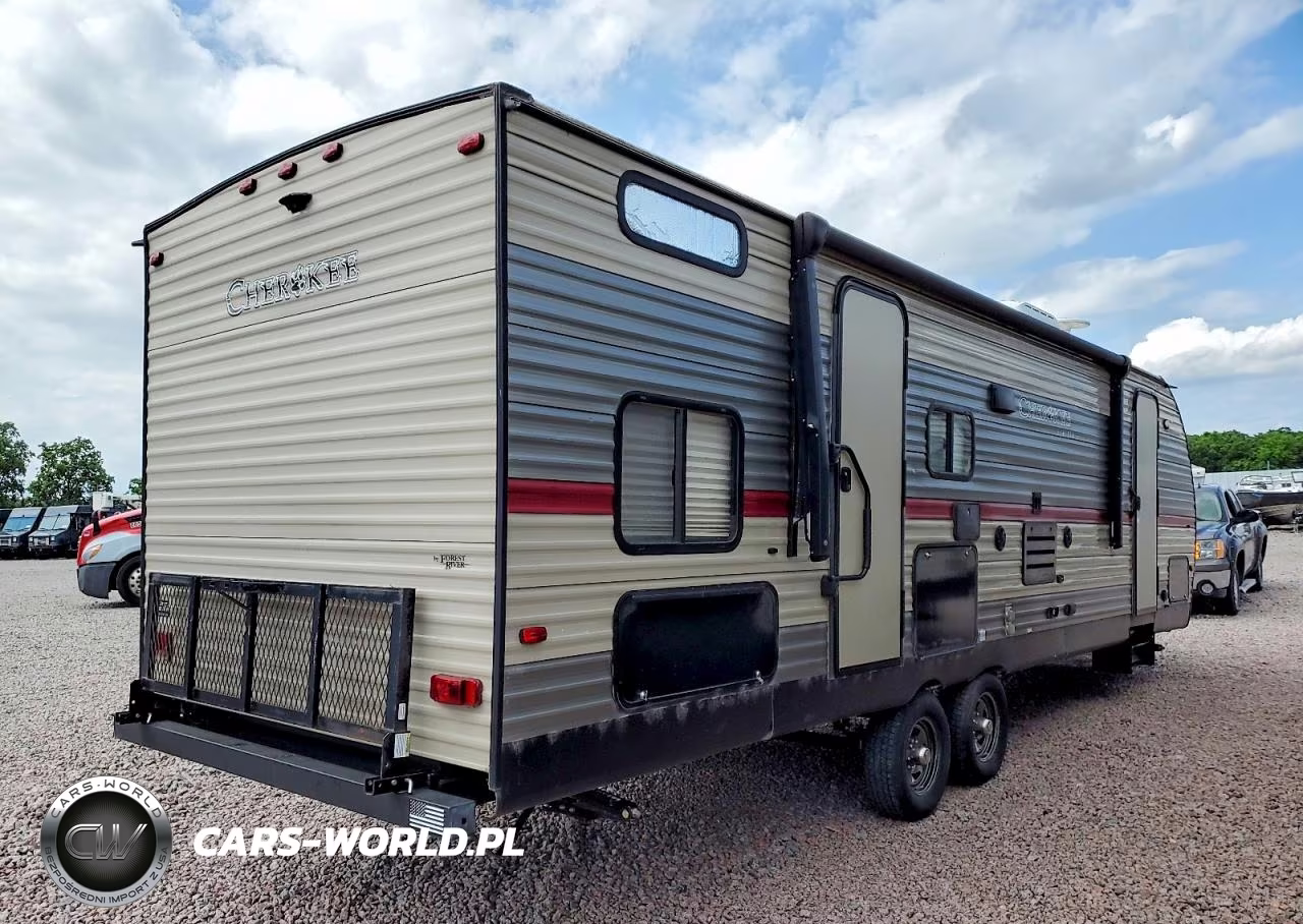 2018 Forest River Cherokee Camper VIN:4X4TCKB27JX134828 - 4