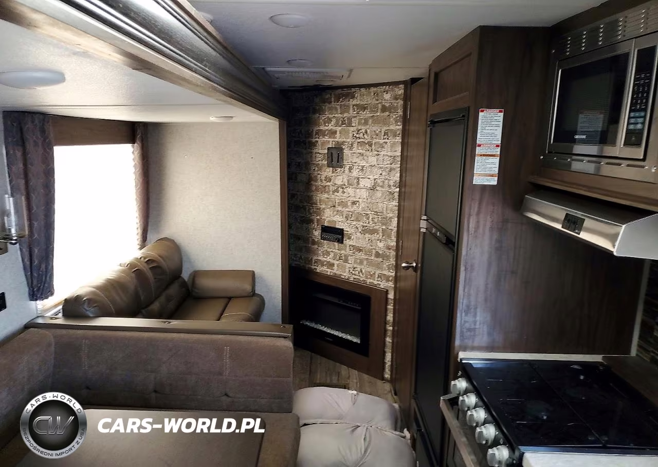2018 Forest River Cherokee Camper VIN:4X4TCKB27JX134828 - 5