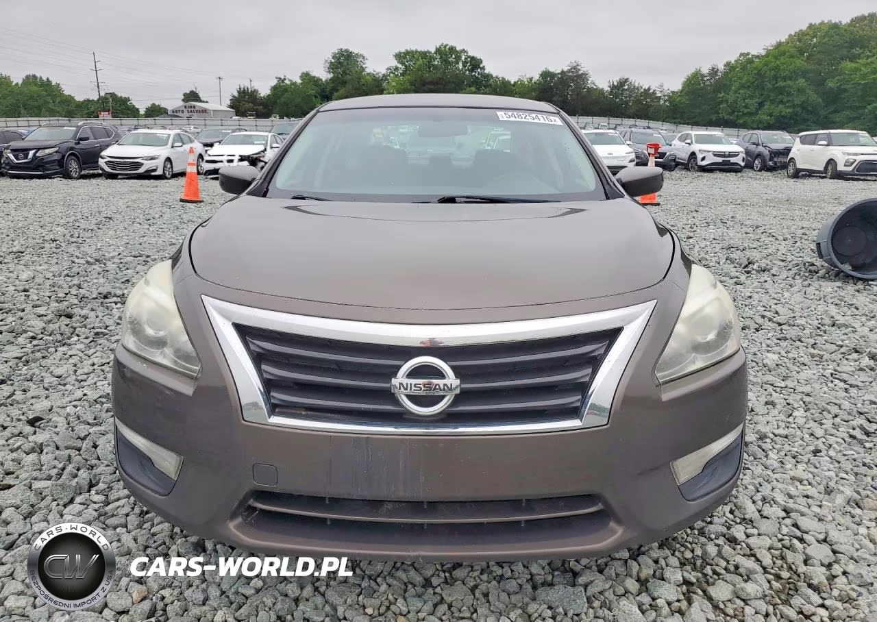 2015 Nissan Altima 2.5 S VIN:1N4AL3AP5FC134637 - 5