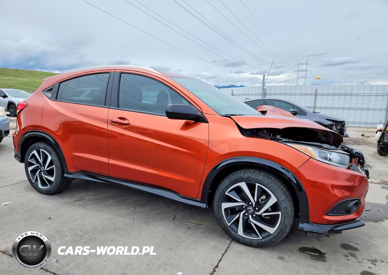 2019 Honda Hr-V Sport VIN:3CZRU6H15KG707163 - 4