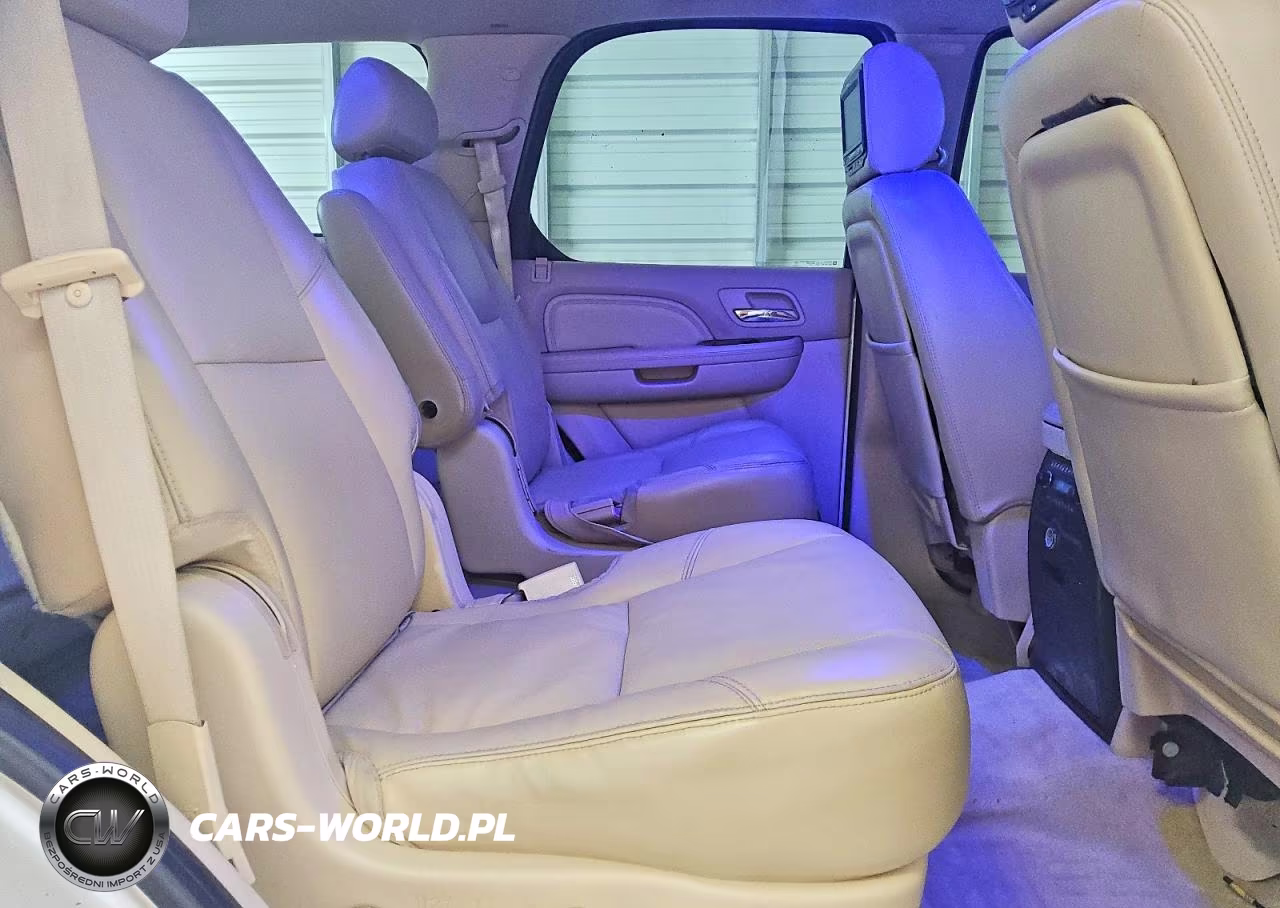 2007 Cadillac Escalade Luxury VIN:1GYFK63807R277806 - 10