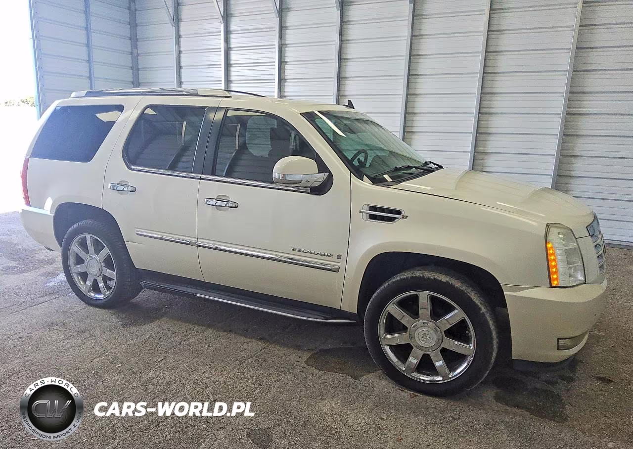2007 Cadillac Escalade Luxury VIN:1GYFK63807R277806 - 4