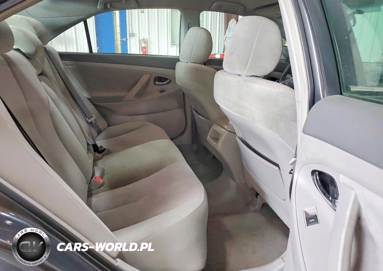 2010 Toyota Camry Le VIN:4T1BF3EK6AU524536 - 10