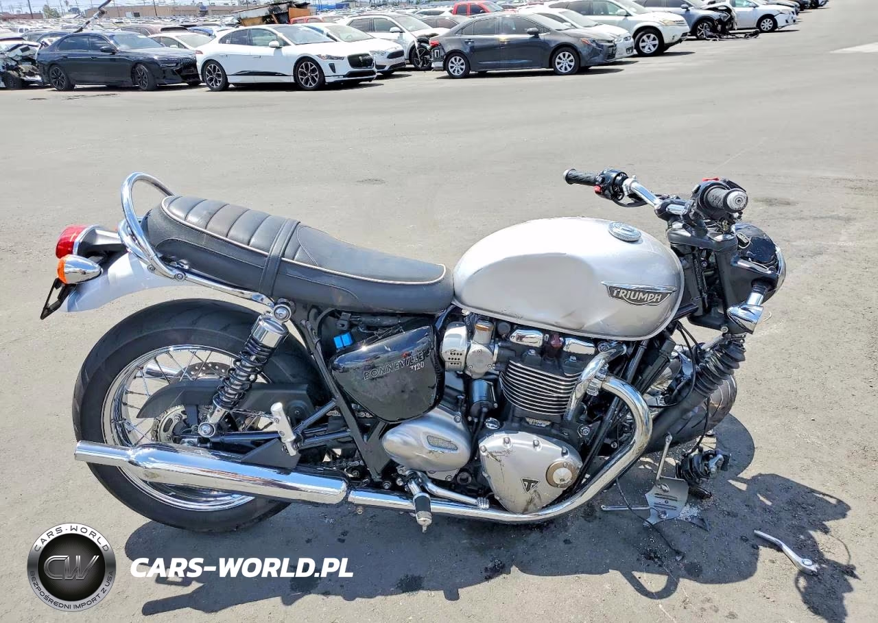 2018 Triumph Motorcycle Bonneville T120