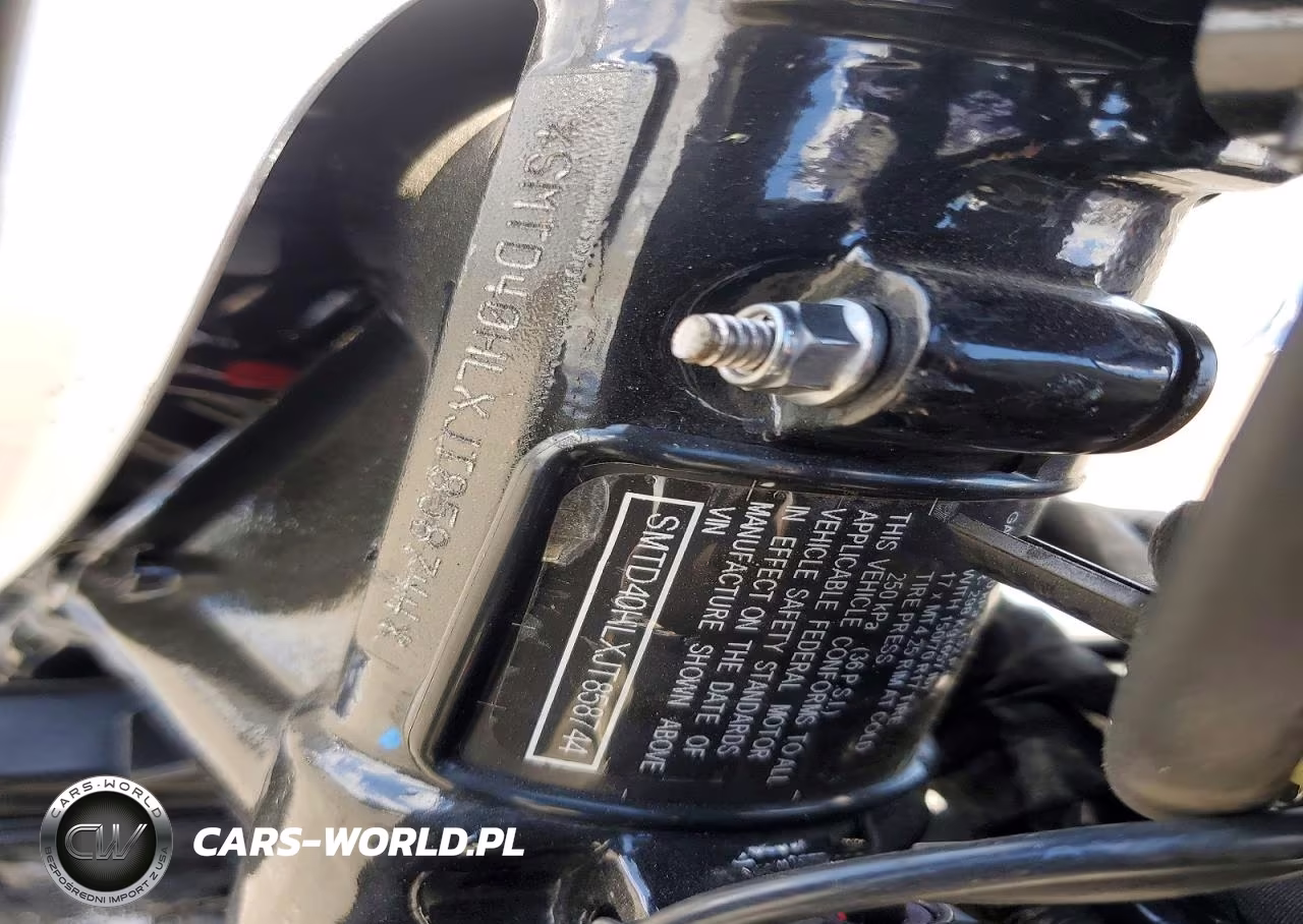 2018 Triumph Motorcycle Bonneville T120 VIN:SMTD40HLXJT858744 - 8