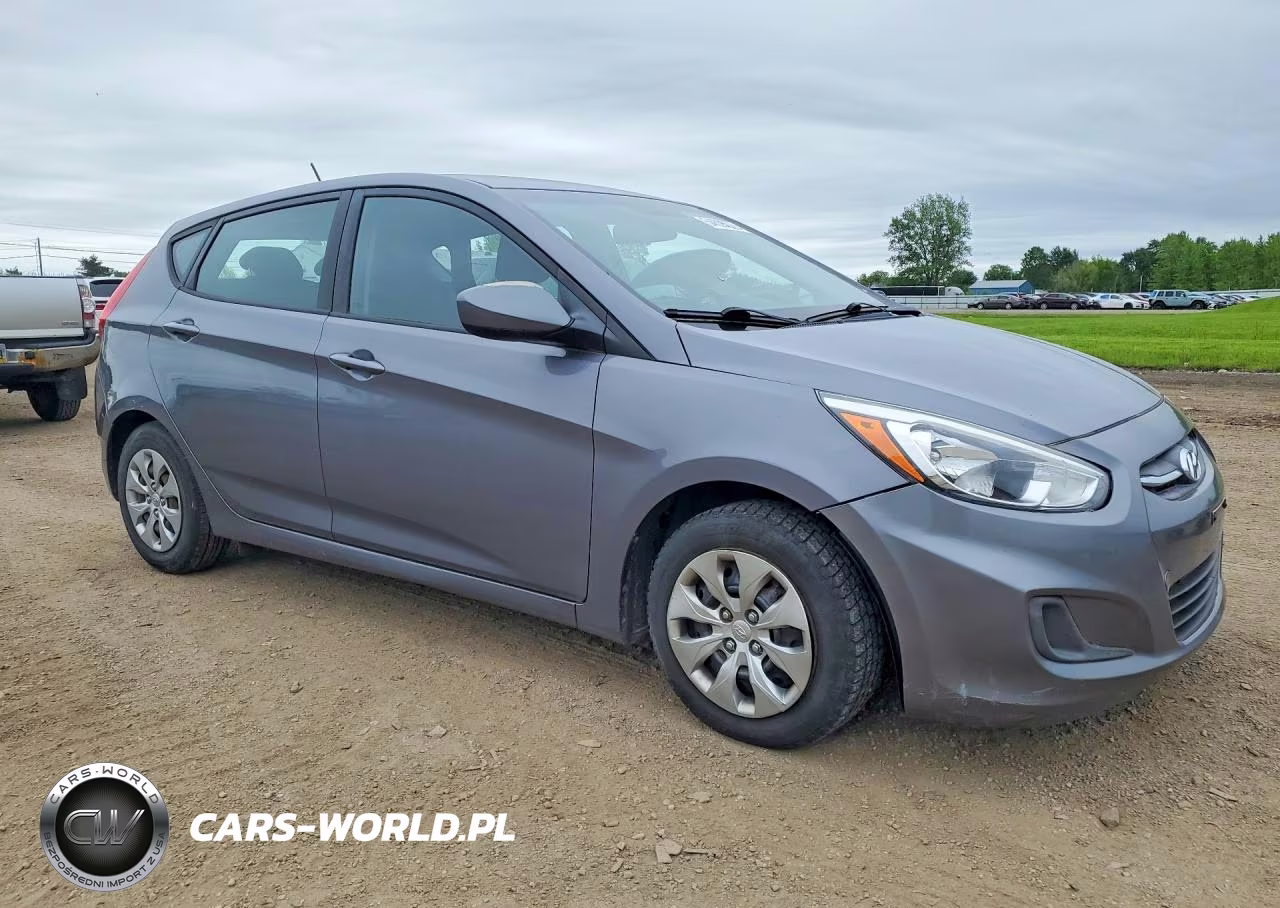 2017 Hyundai Accent Se VIN:KMHCT5AE8HU335664 - 4