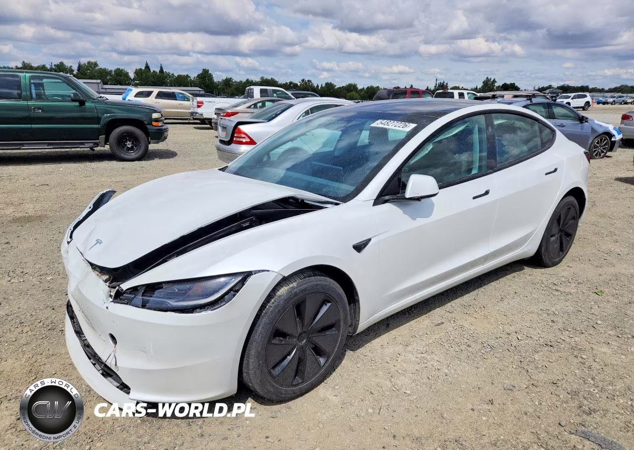 2024 Tesla Model 3 – zdjęcie 1 z 12