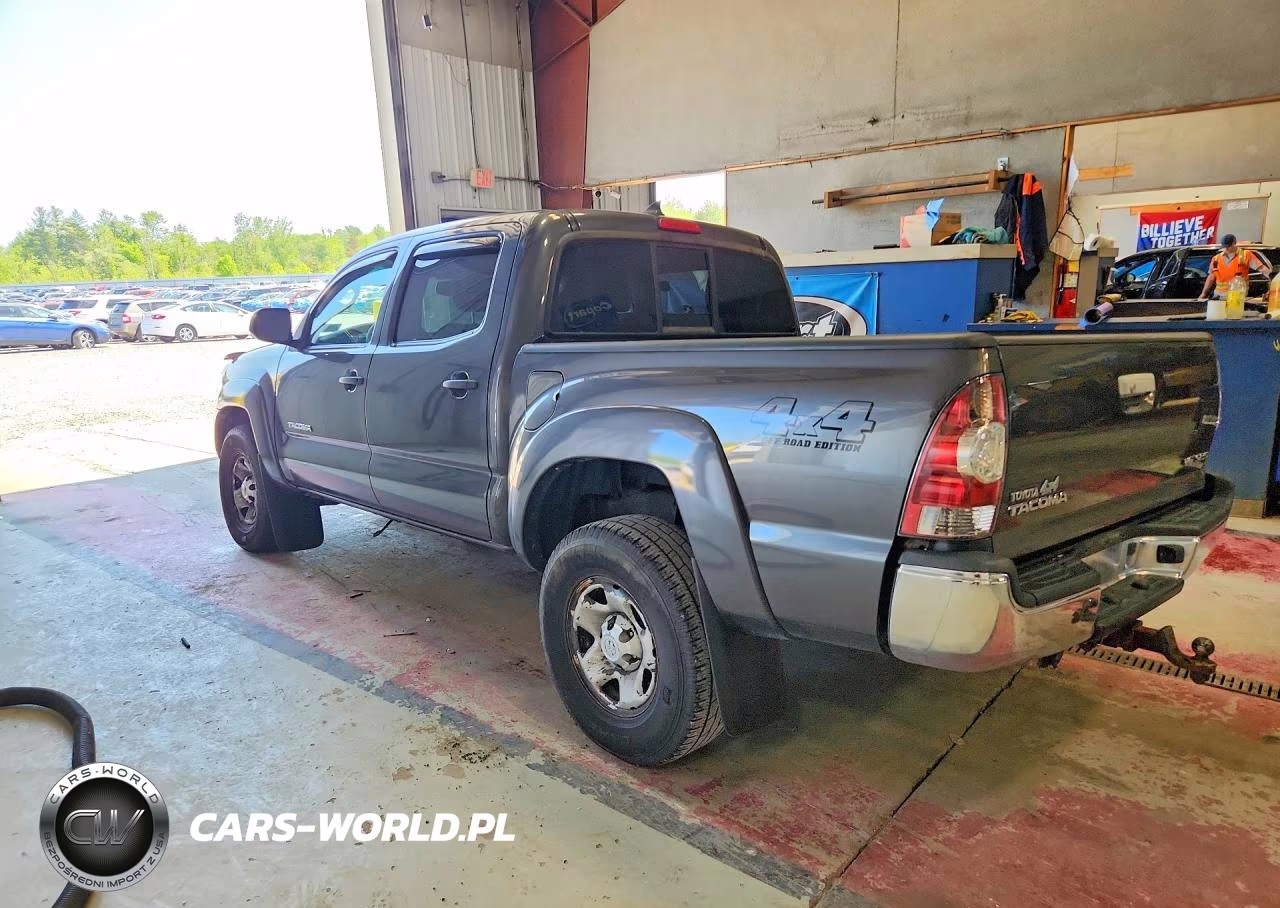 2012 Toyota Tacoma Double Cab VIN:3TMLU4EN8CM092070 - 2