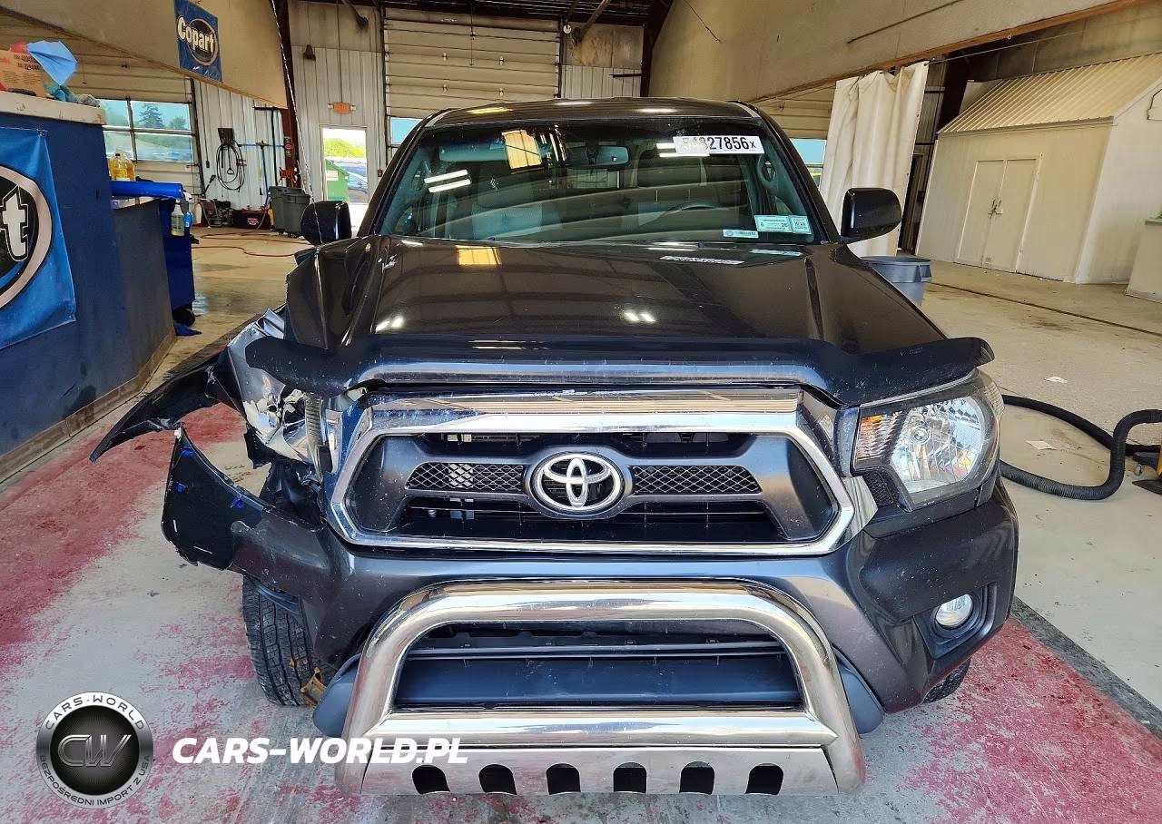 2012 Toyota Tacoma Double Cab VIN:3TMLU4EN8CM092070 - 5