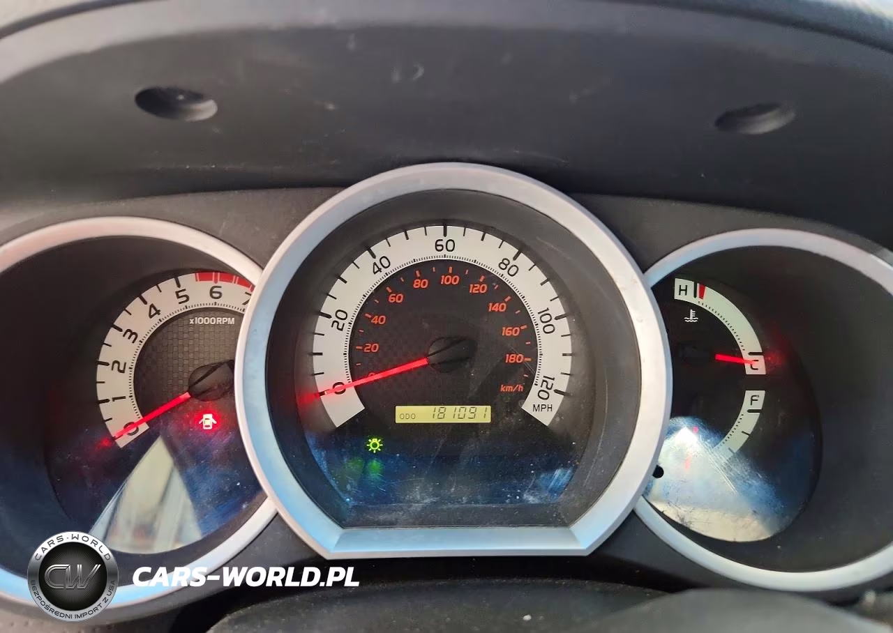 2012 Toyota Tacoma Double Cab VIN:3TMLU4EN8CM092070 - 9