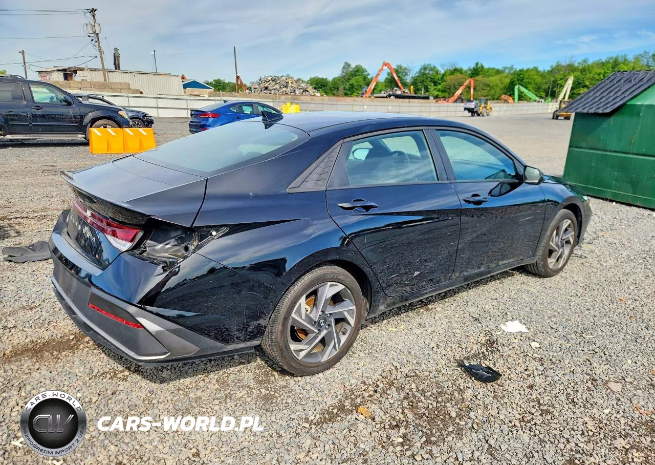 2025 Hyundai Elantra Sel Sport VIN:KMHLM4DG5SU876960 - 3