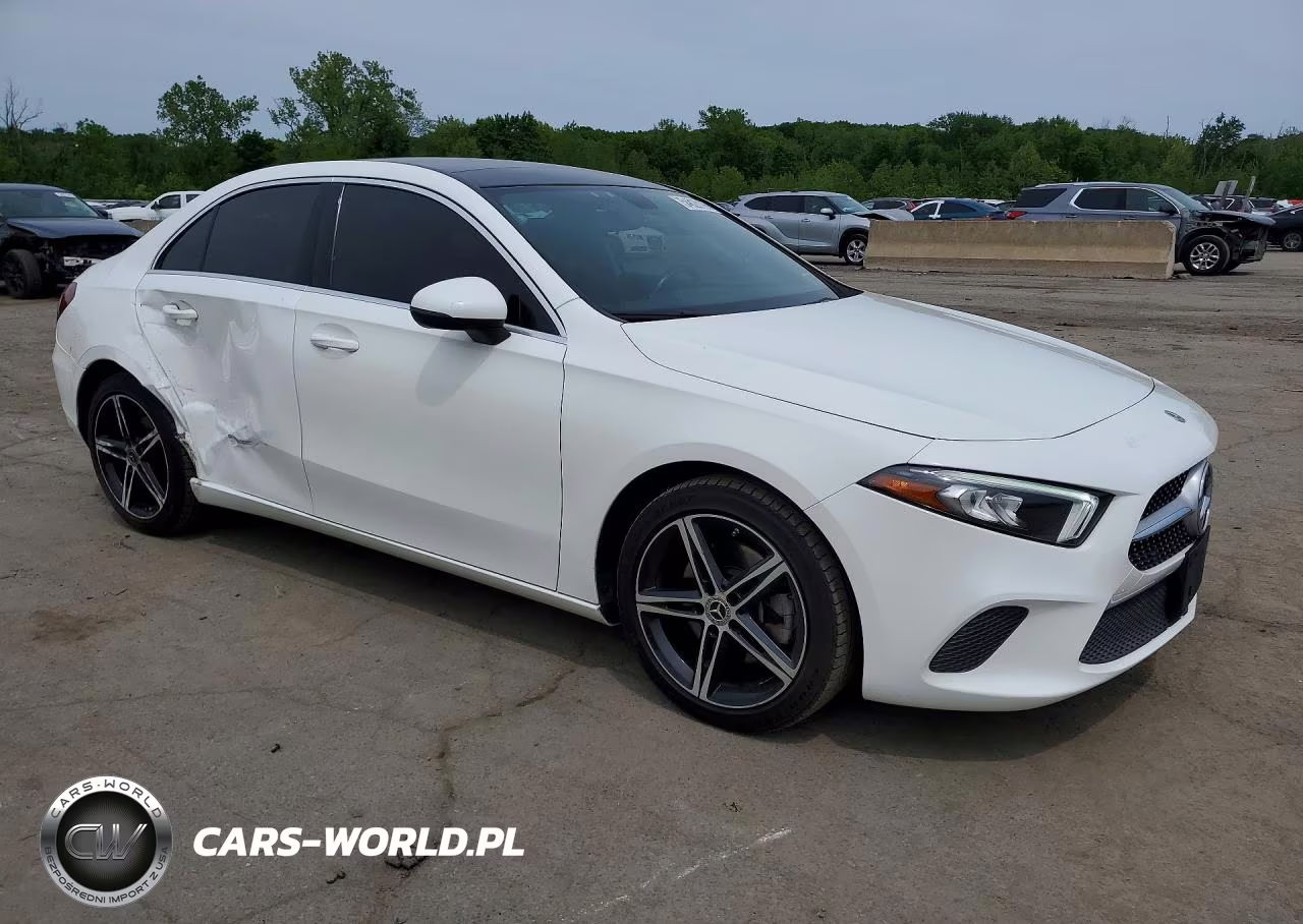 2021 Mercedes-Benz A 220 4Matic VIN:W1K3G4FB3MJ317057 - 4