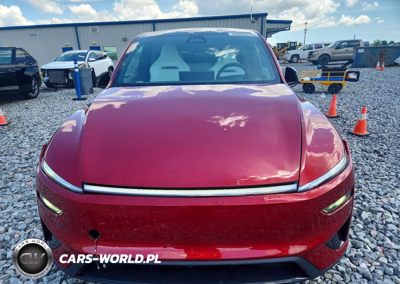 2026 Tesla Model Y VIN:7SAYGDET4TA680130 - 5