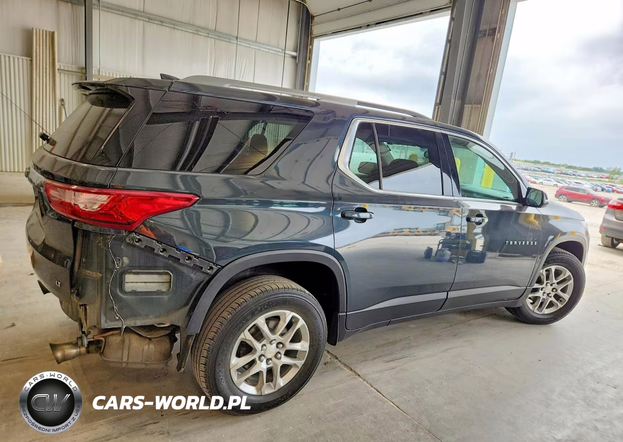 2018 Chevrolet Traverse Lt VIN:1GNEVGKW2JJ228568 - 3