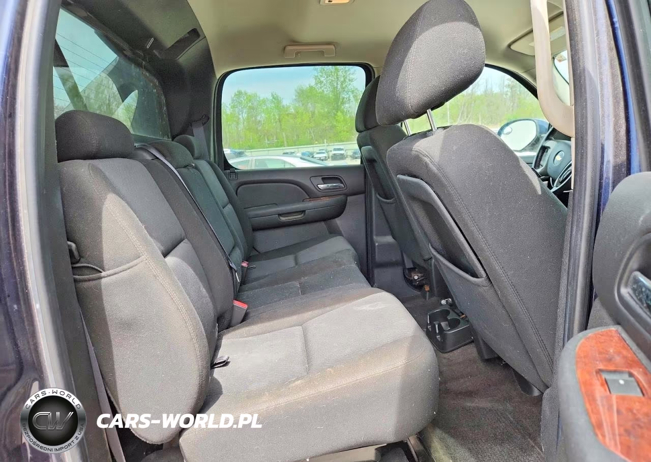 2011 Chevrolet Avalanche Ls VIN:3GNTKEE30BG106333 - 10