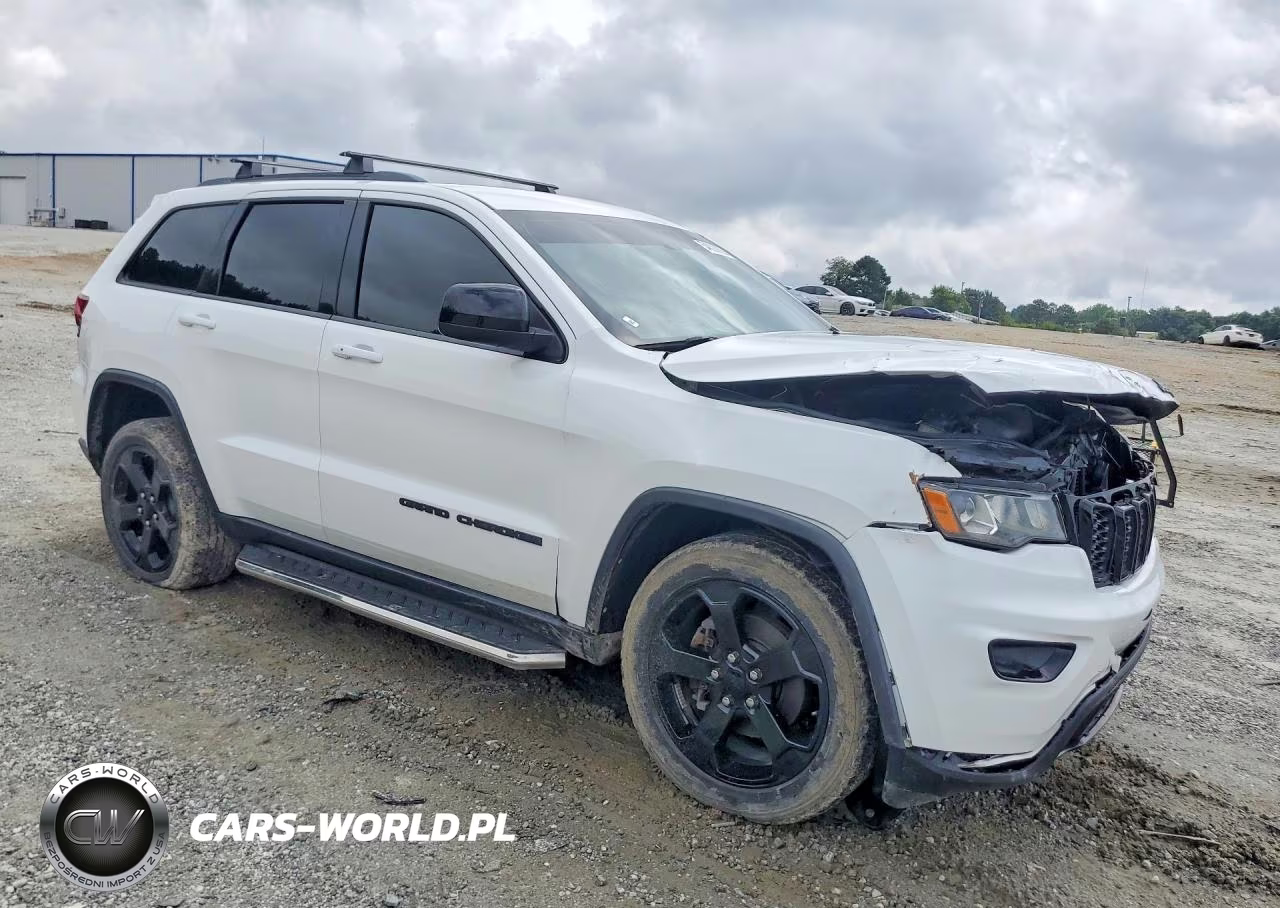 2018 Jeep Grand Cherokee Upland 4X4 VIN:1C4RJFAG6JC387558 - 4