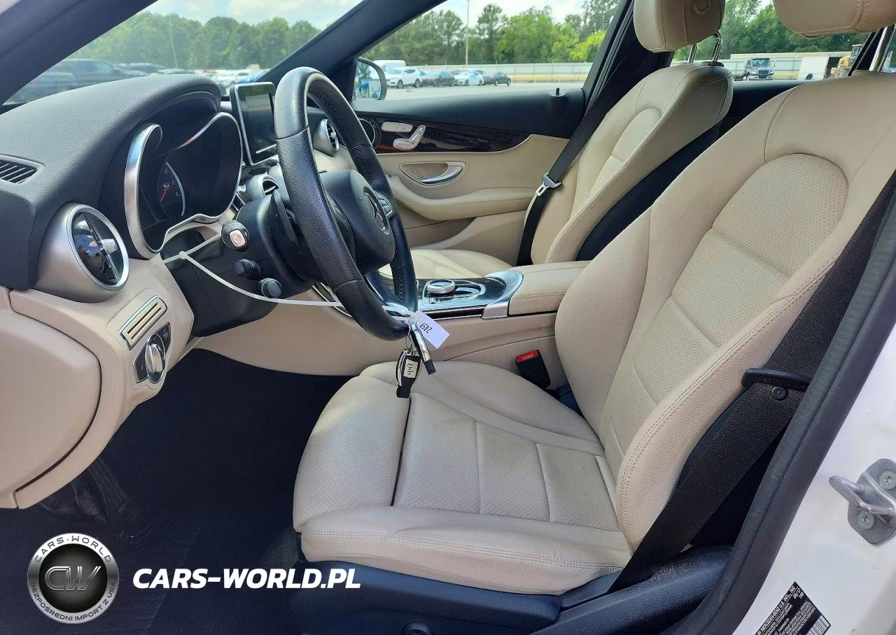 2018 Mercedes-Benz C 300 VIN:55SWF4JB5JU247726 - 7