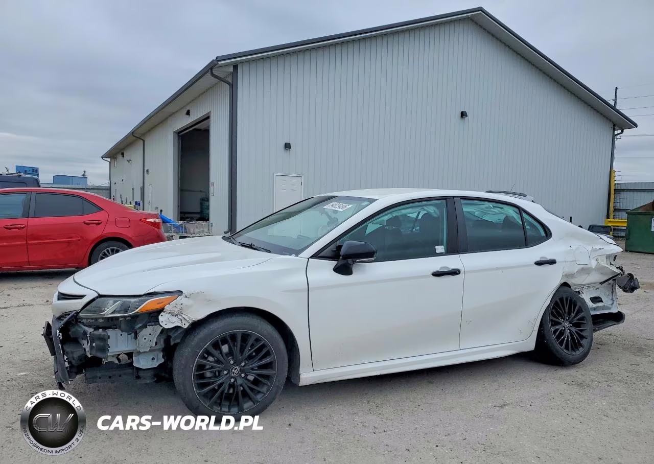 2022 Toyota Camry Se Nightshade – zdjęcie 1 z 12