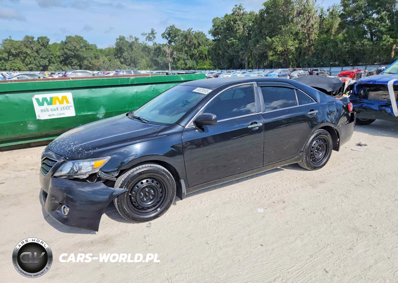 2011 Toyota Camry Base – zdjęcie 1 z 12