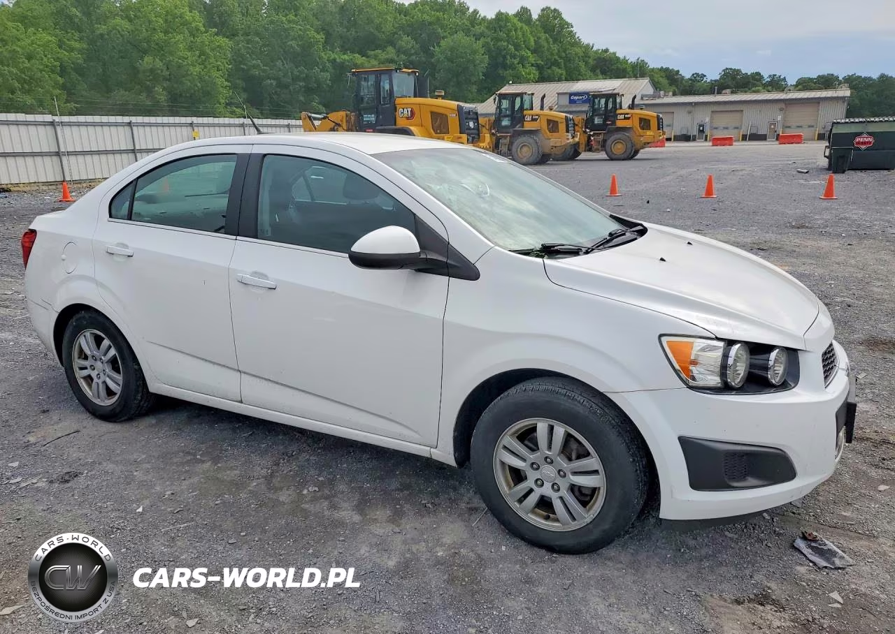 2014 Chevrolet Sonic Lt VIN:1G1JC5SB1E4125427 - 4
