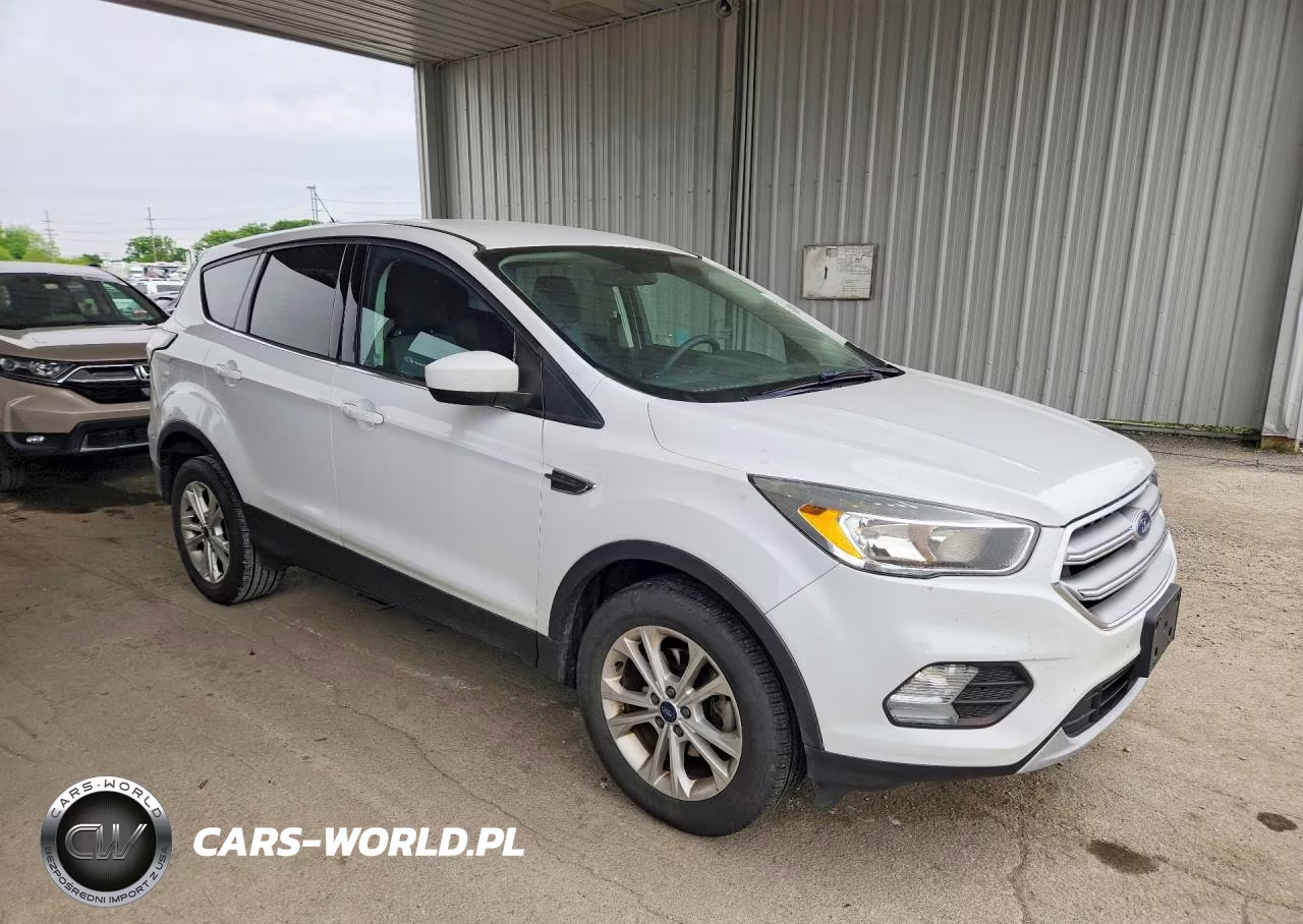2017 Ford Escape Se VIN:1FMCU0GD1HUB90918 - 4
