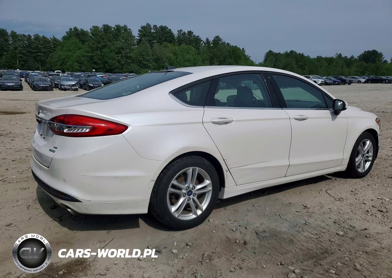 2018 Ford Fusion Se VIN:3FA6P0HD7JR158842 - 3