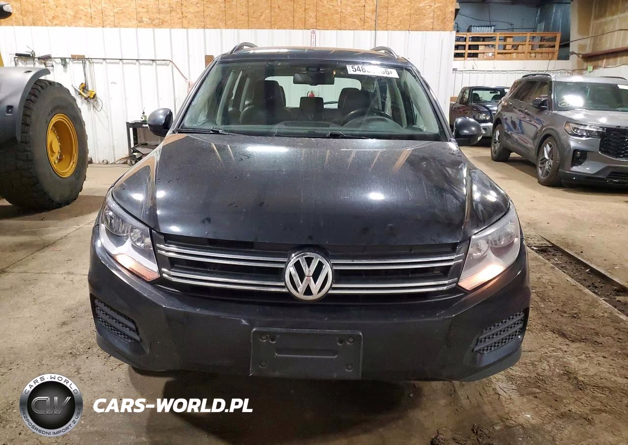 2017 Volkswagen Tiguan S VIN:WVGBV7AX1HK027914 - 5