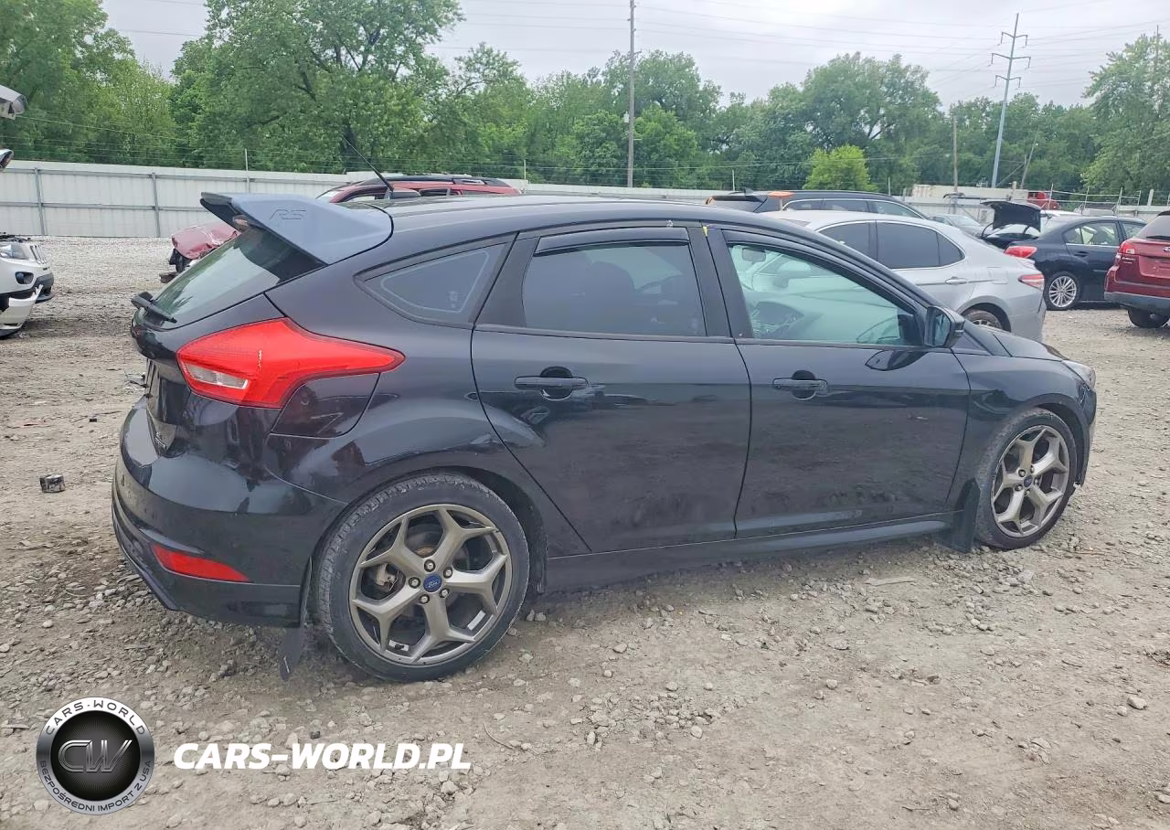 2016 Ford Focus Se VIN:1FADP3K29GL249571 - 3