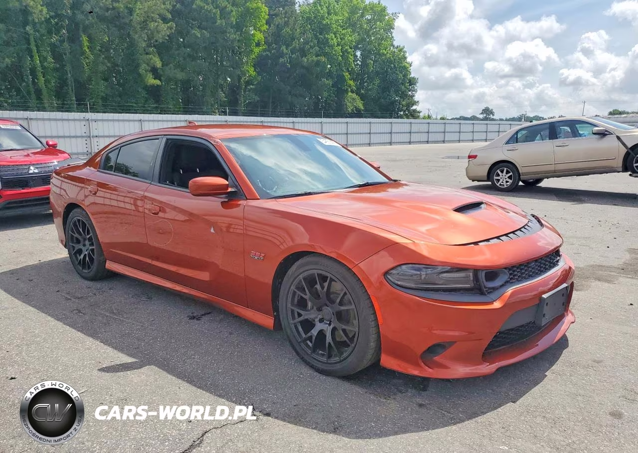 2020 Dodge Charger Scat Pack VIN:2C3CDXGJ5LH240755 - 4