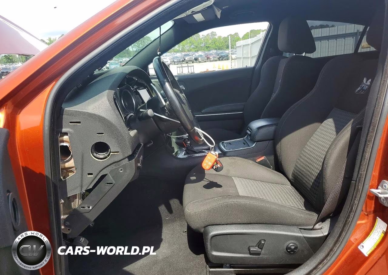 2020 Dodge Charger Scat Pack VIN:2C3CDXGJ5LH240755 - 7