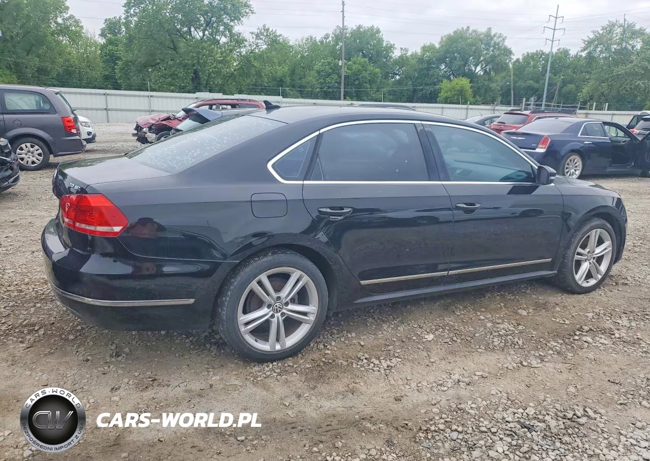 2014 Volkswagen Passat Sel VIN:1VWCN7A39EC041634 - 3