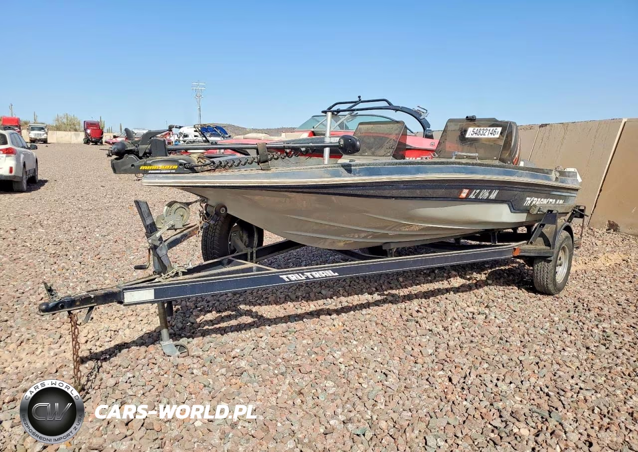1987 Cajun Boats-Mastercrafter Th Ragin Cabin VIN:LOT-3-54832146 - 2