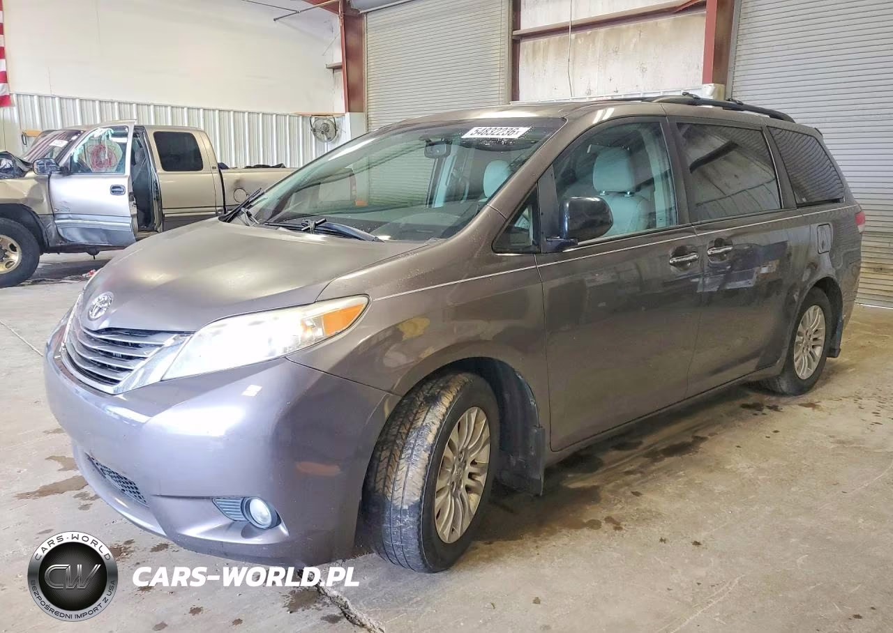 2011 Toyota Sienna Xle 8-Passenger