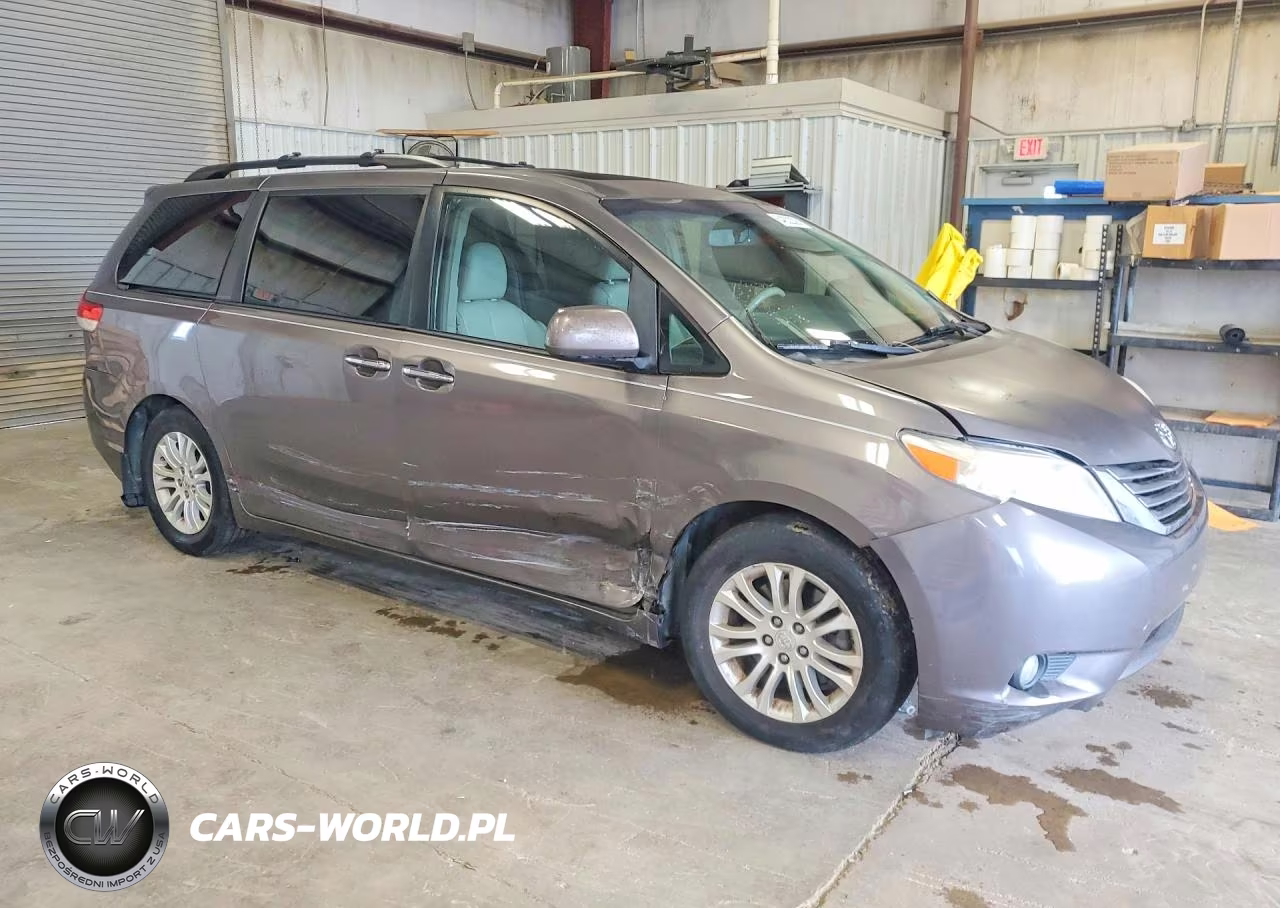 2011 Toyota Sienna Xle 8-Passenger VIN:5TDYK3DC8BS032665 - 4