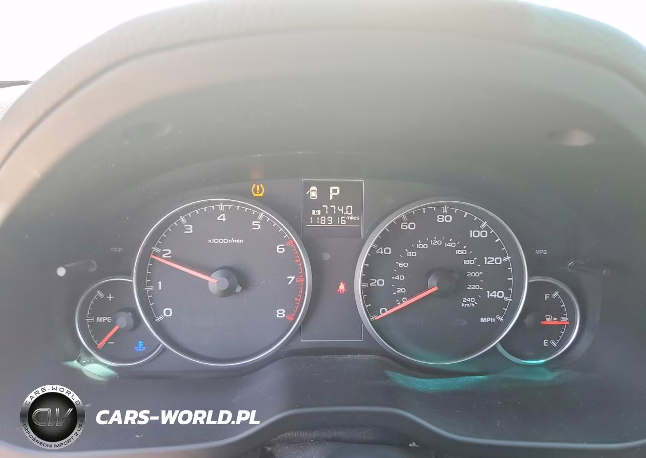 2014 Subaru Outback 2.5I Premium VIN:4S4BRCEC9E3214277 - 9