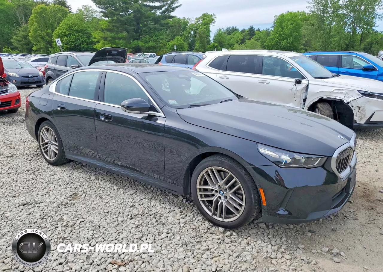 2024 BMW 530 Xi VIN:WBA53FJ05RCP81282 - 4
