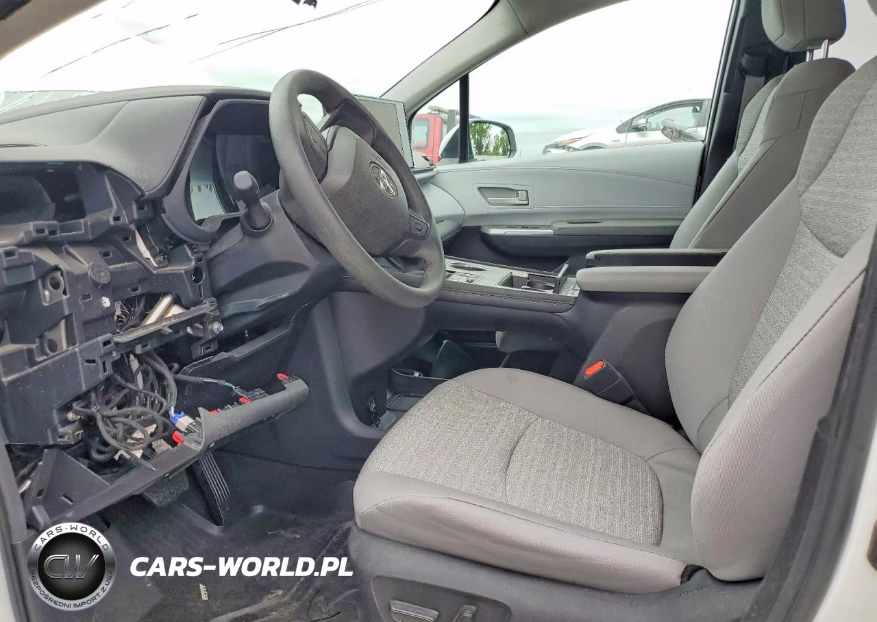 2025 Toyota Sienna Le VIN:5TDKRKEC6SS256284 - 7