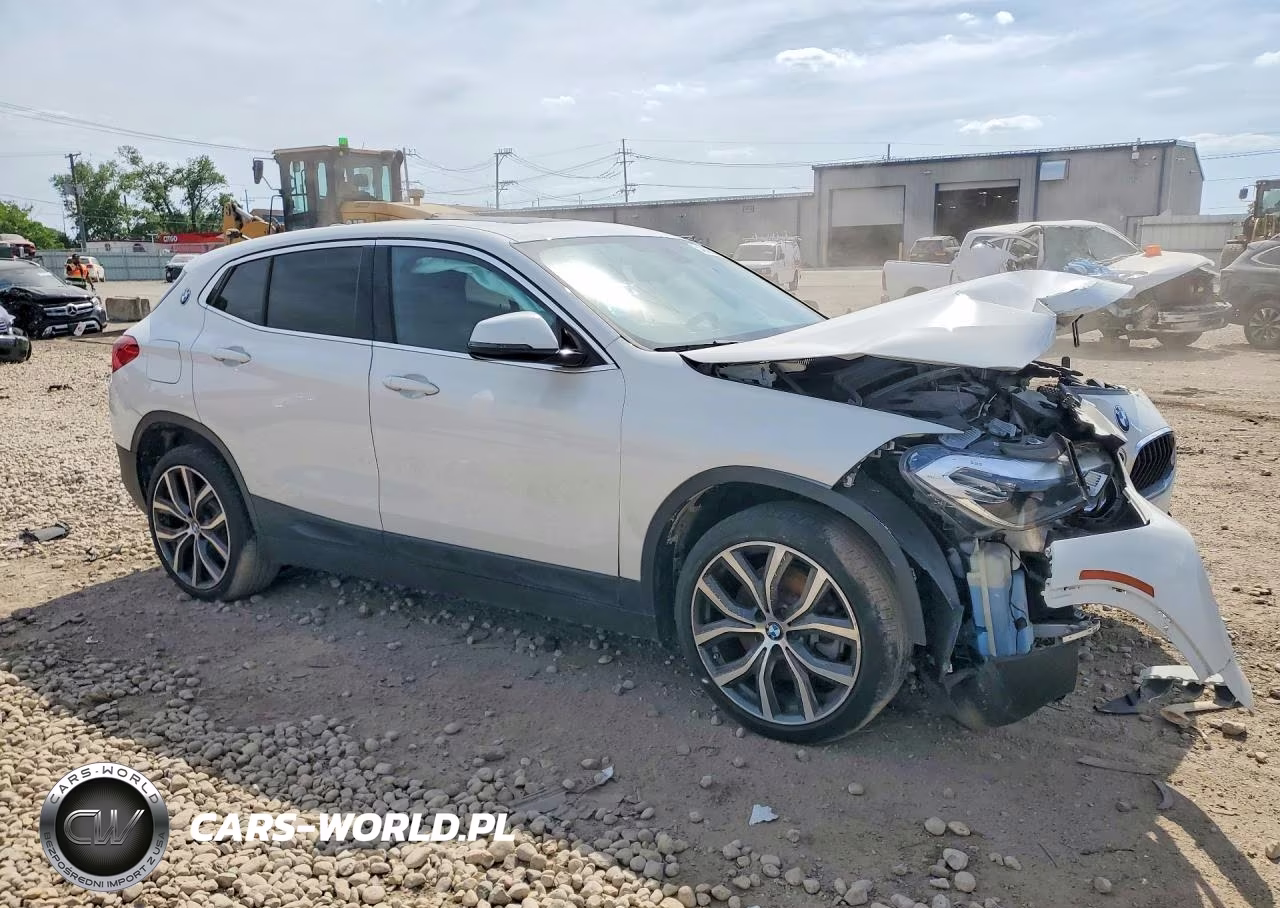 2018 BMW X2 VIN:WBXYJ5C35JEF79595 - 4