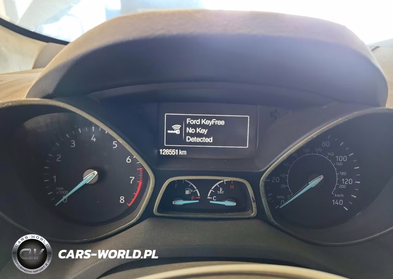 2017 Ford Escape Titanium VIN:1FMCU9J98HUB94375 - 9