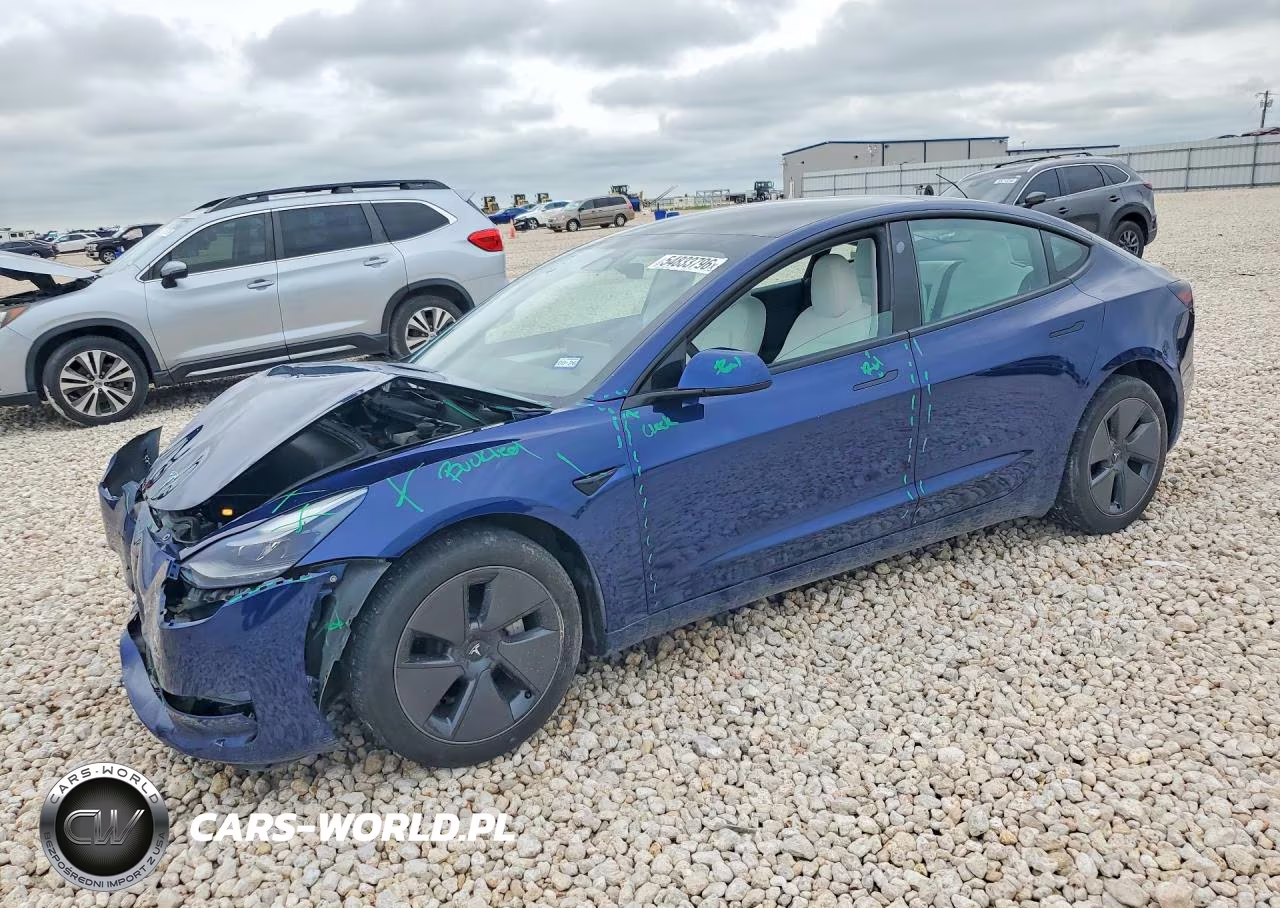 2023 Tesla Model 3 – zdjęcie 1 z 12