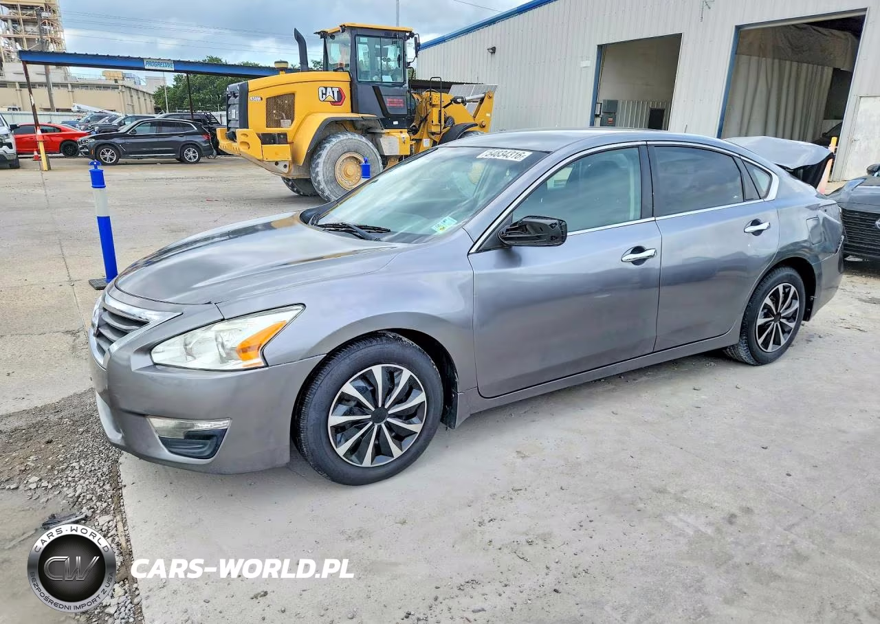 2015 Nissan Altima 2.5 S – zdjęcie 1 z 12