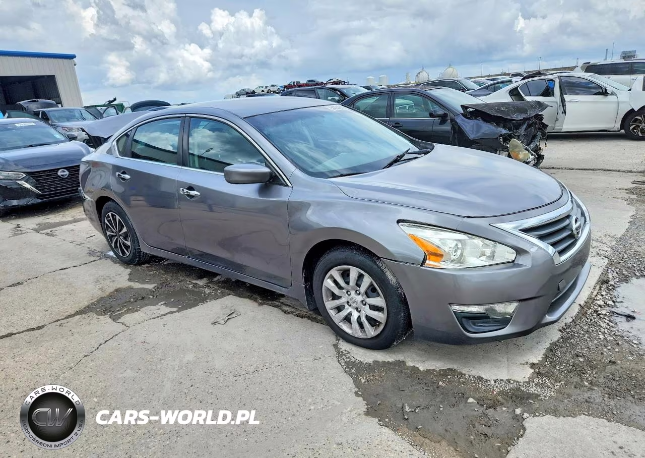 2015 Nissan Altima 2.5 S VIN:1N4AL3AP9FC223384 - 4