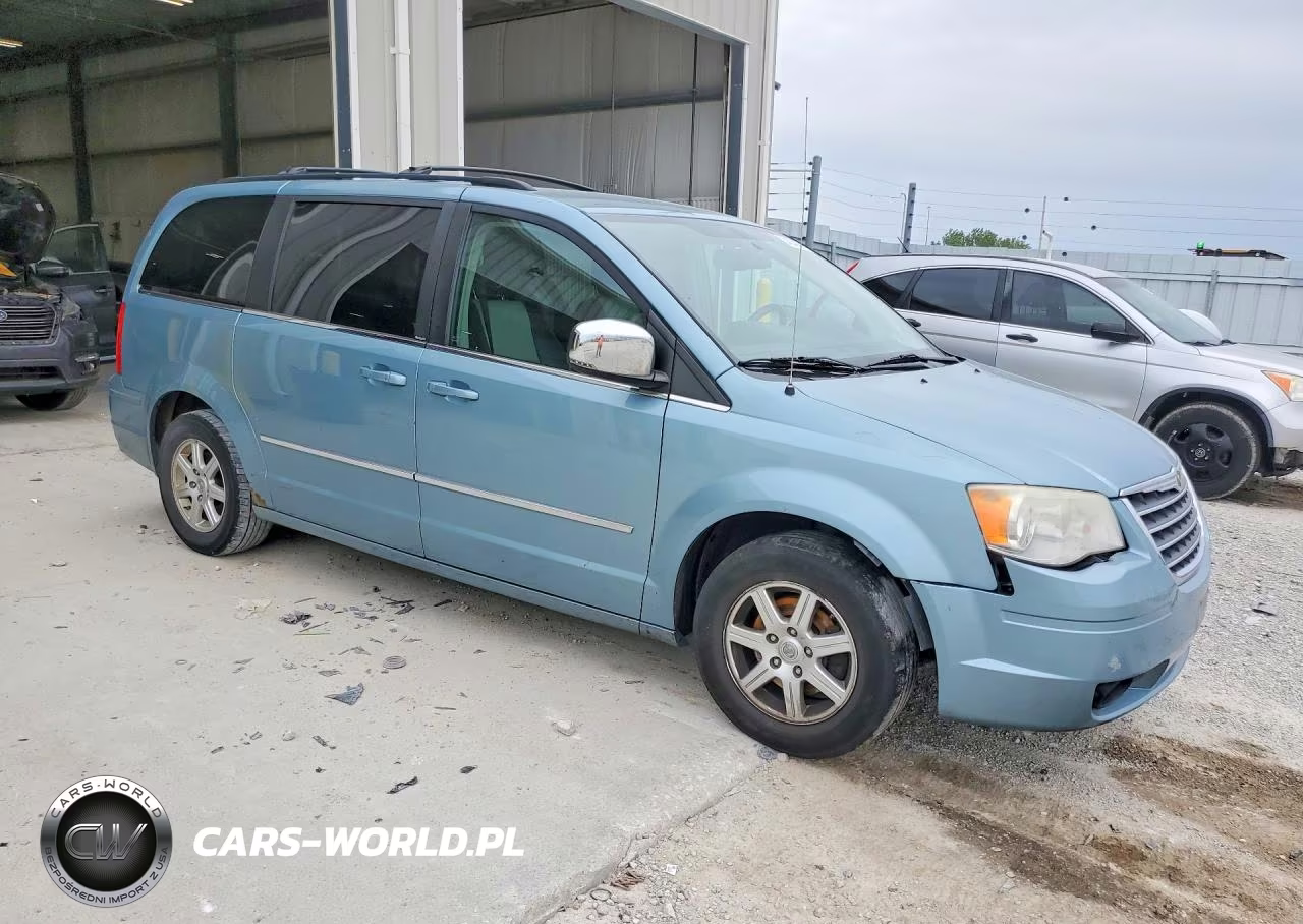 2010 Chrysler Town & Country Touring Plus VIN:2A4RR8DX5AR398309 - 4