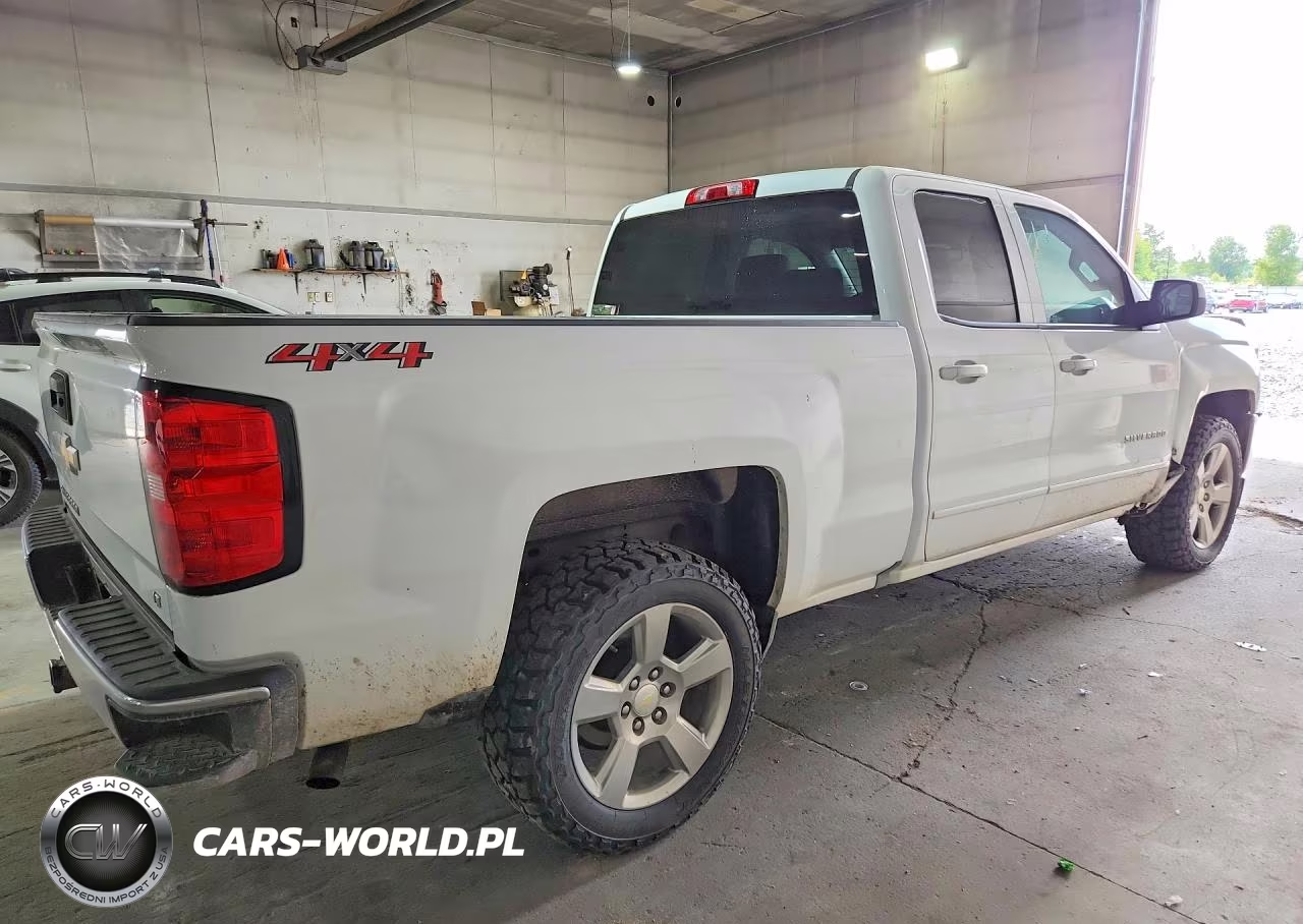 2018 Chevrolet Silverado K1500 Lt VIN:1GCVKRECXJZ291367 - 3