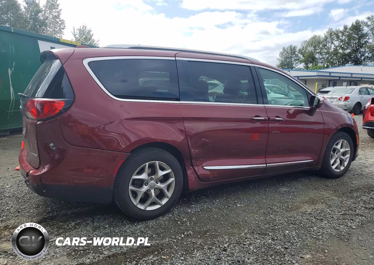 2020 Chrysler Pacifica Limited VIN:2C4RC1GGXLR285937 - 3