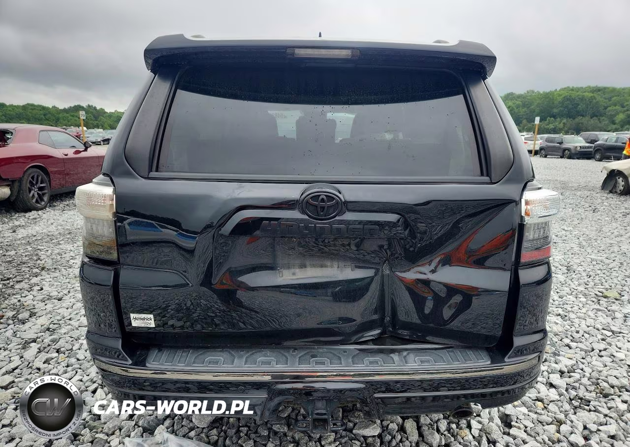 2021 Toyota 4Runner Nightshade Edition VIN:JTECU5JR9M5230913 - 6