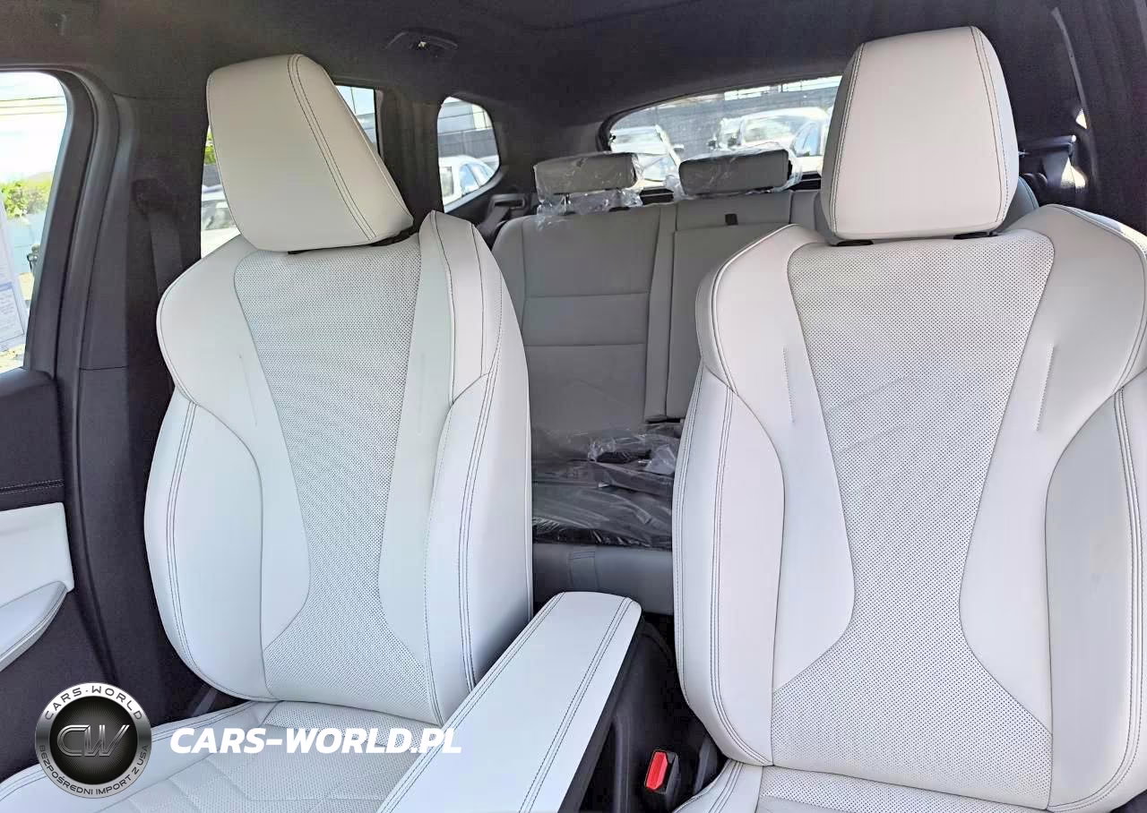 2026 BMW X1 xDrive28I VIN:WBX73EF04T5613095 - 10