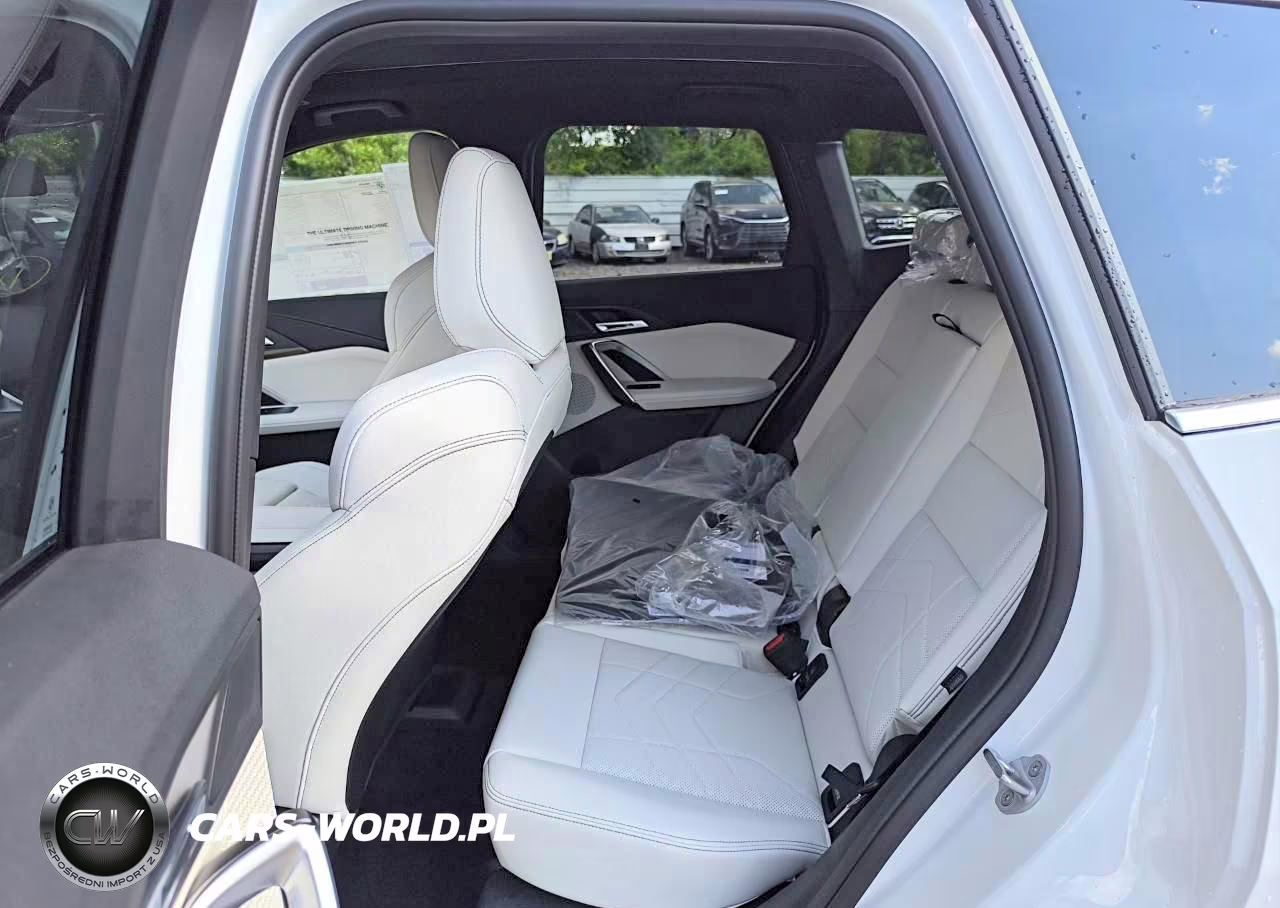 2026 BMW X1 xDrive28I VIN:WBX73EF04T5613095 - 11